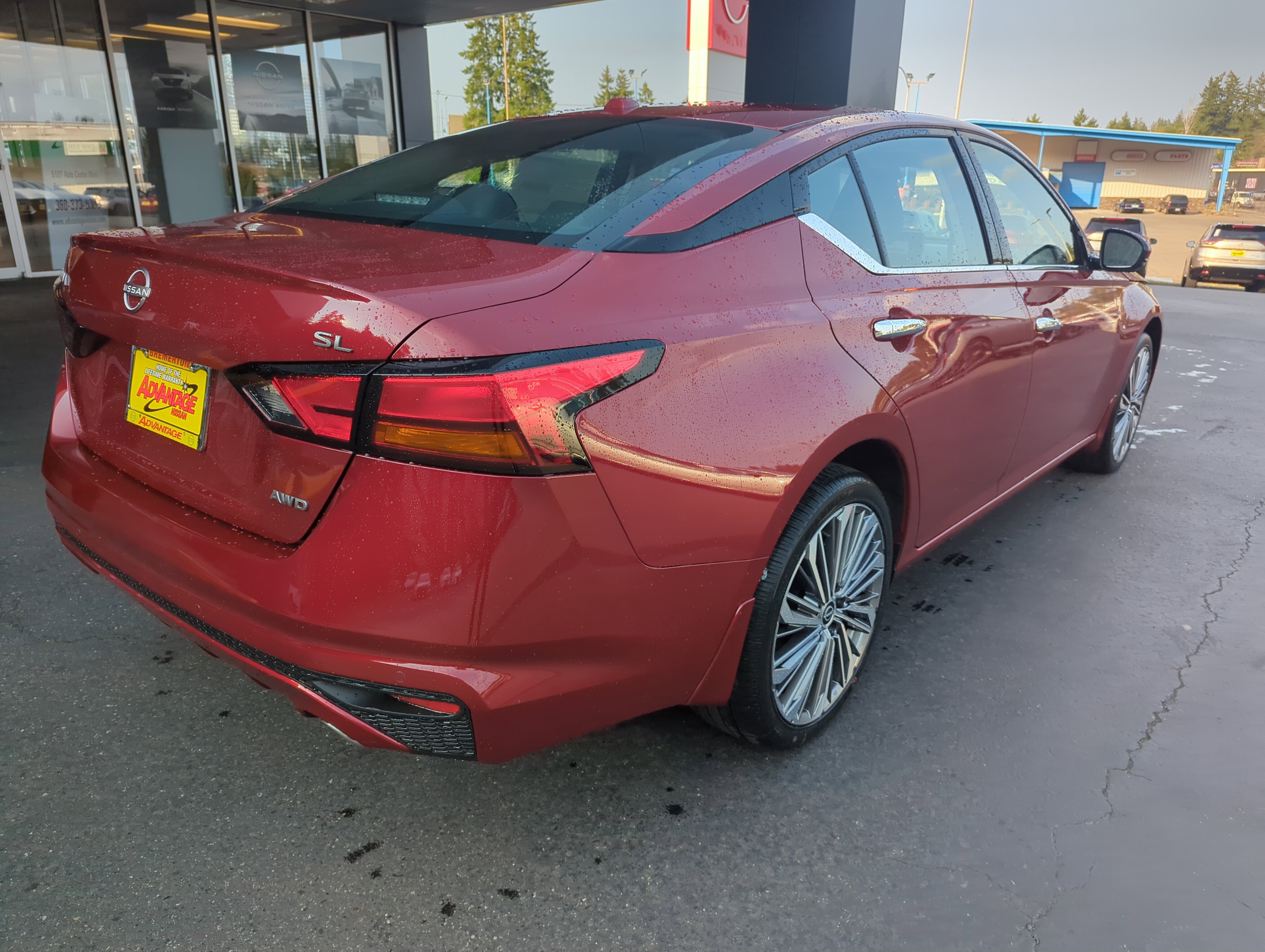 2025 Nissan Altima SL photo 4