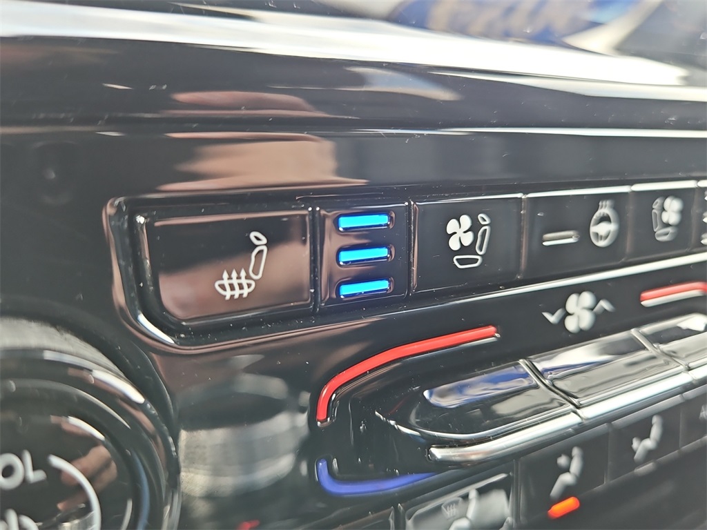 2024 Jeep Grand Cherokee Limited photo 22