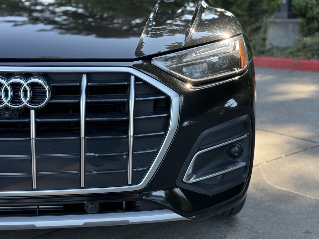 2022 Audi Q5 40 Premium Plus photo 4