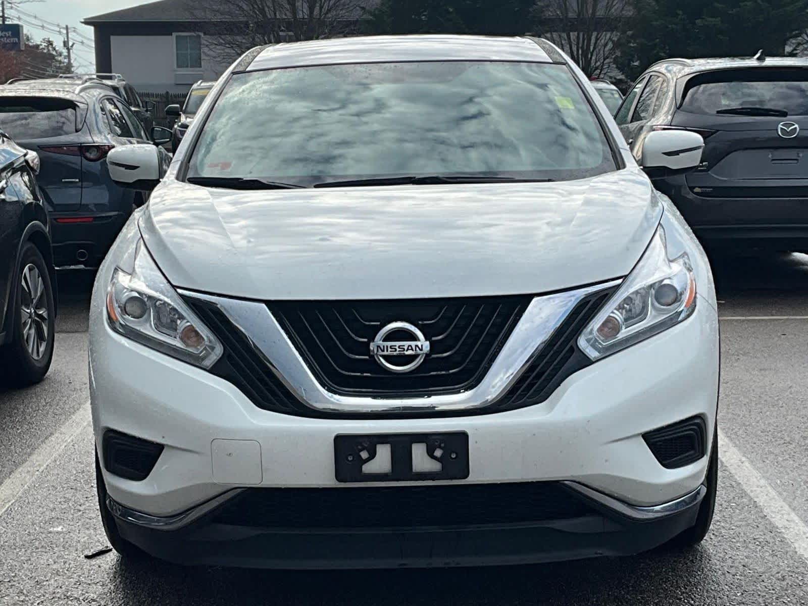 2016 Nissan Murano S photo 2