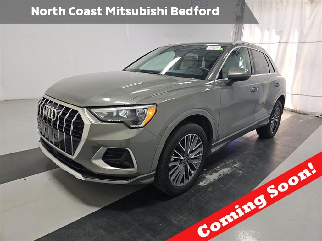 2022 Audi Q3 Premium's photo