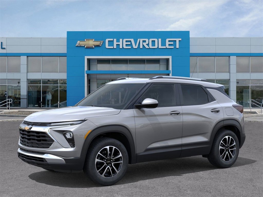 2026 Chevrolet Trailblazer LT photo 2