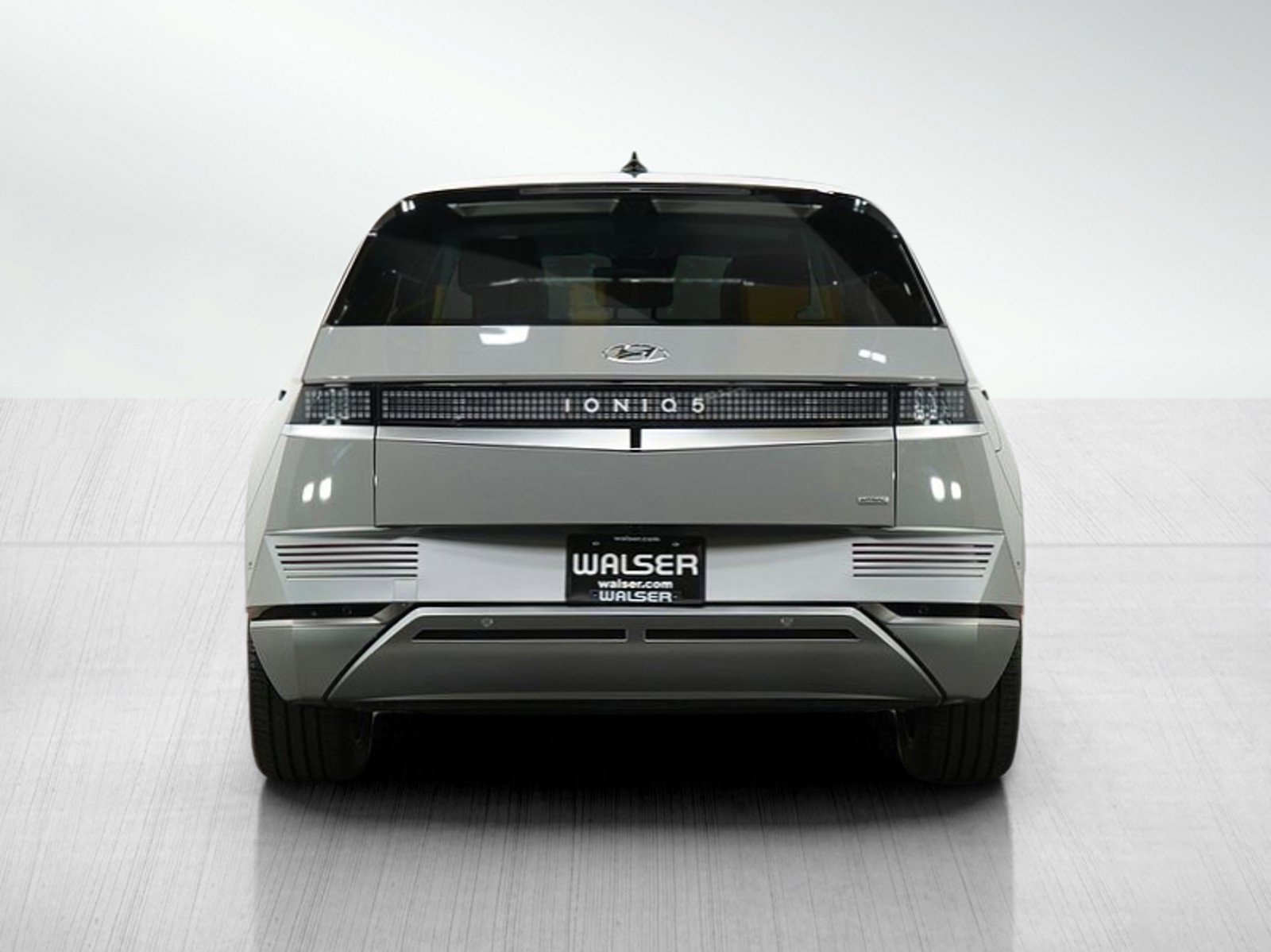 2024 Hyundai Ioniq 5 Limited photo 4