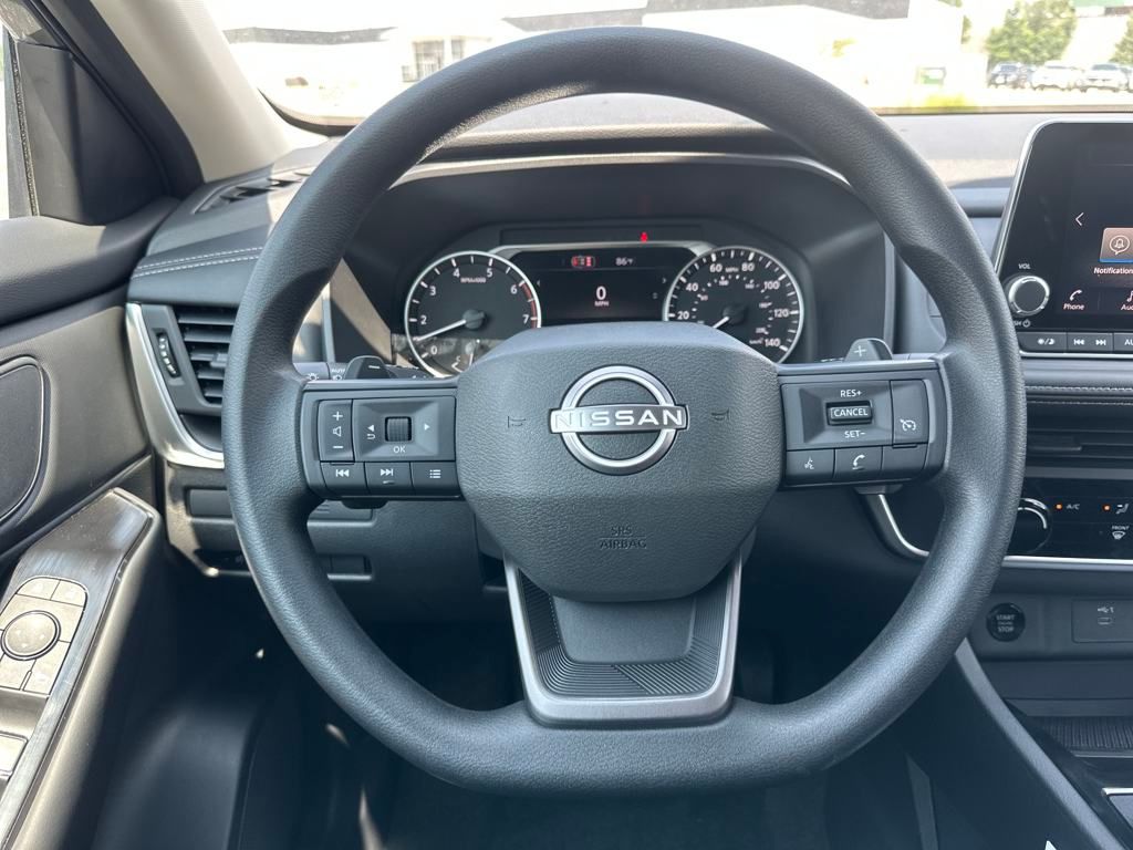 2026 Nissan Rogue S photo 16