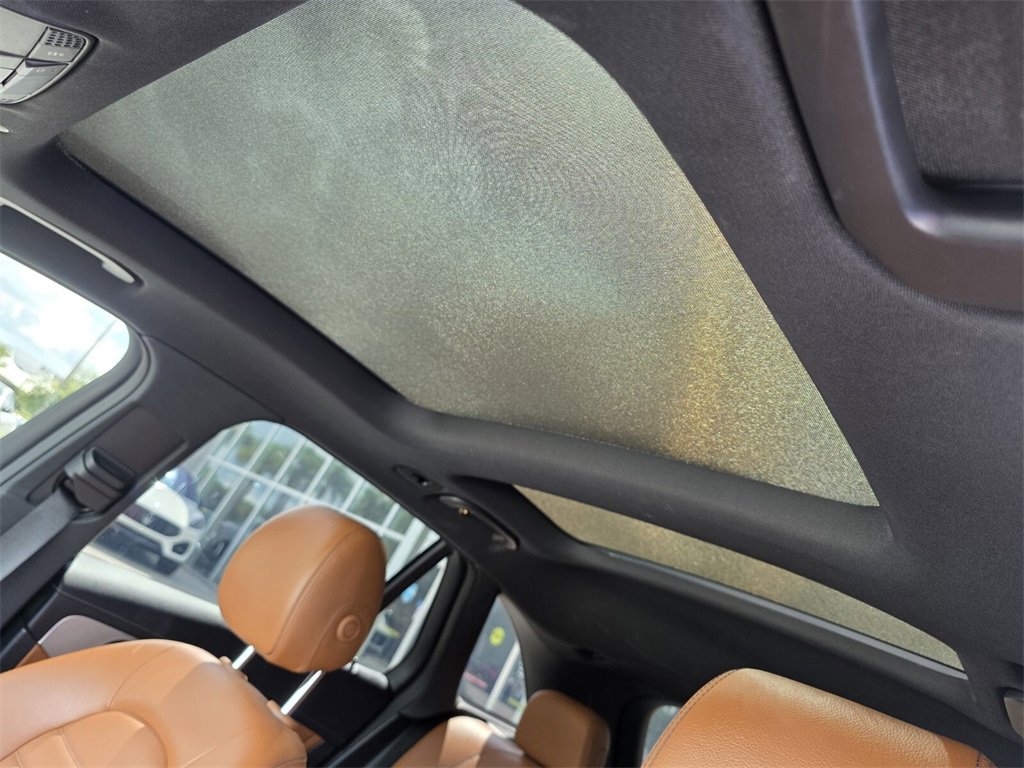 2022 Mercedes Benz GLC AMG 43 4MATIC photo 11