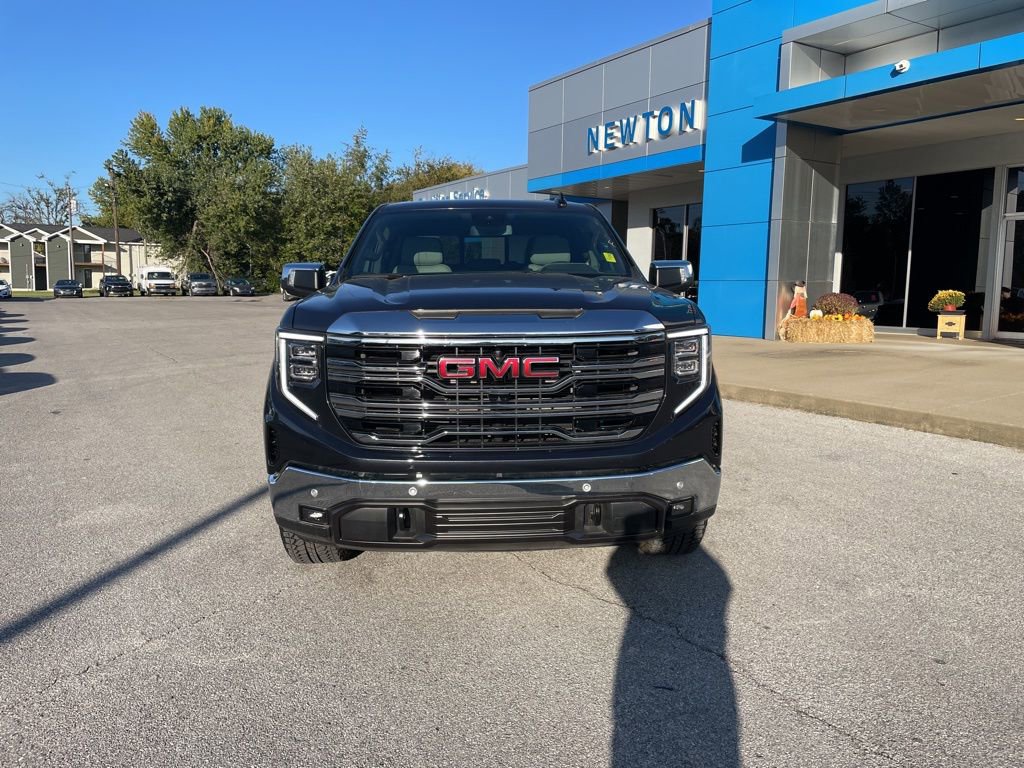 2025 Gmc Sierra 1500 SLT photo 3