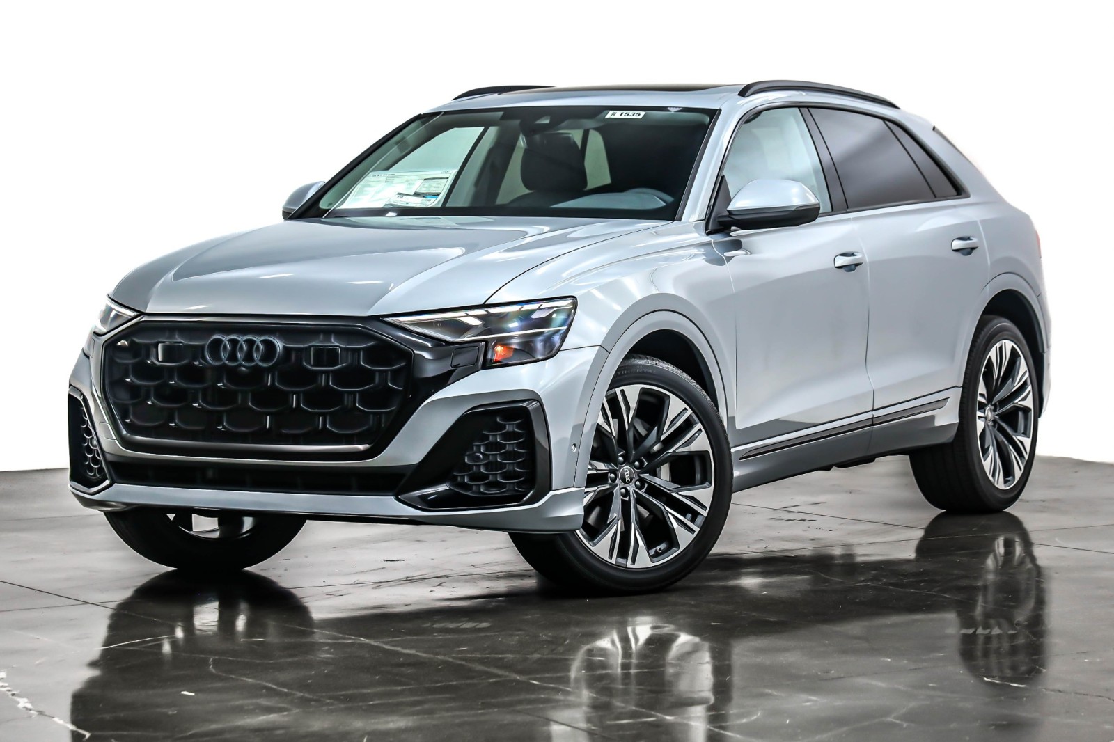 2025 Audi Q8 Premium Plus's photo