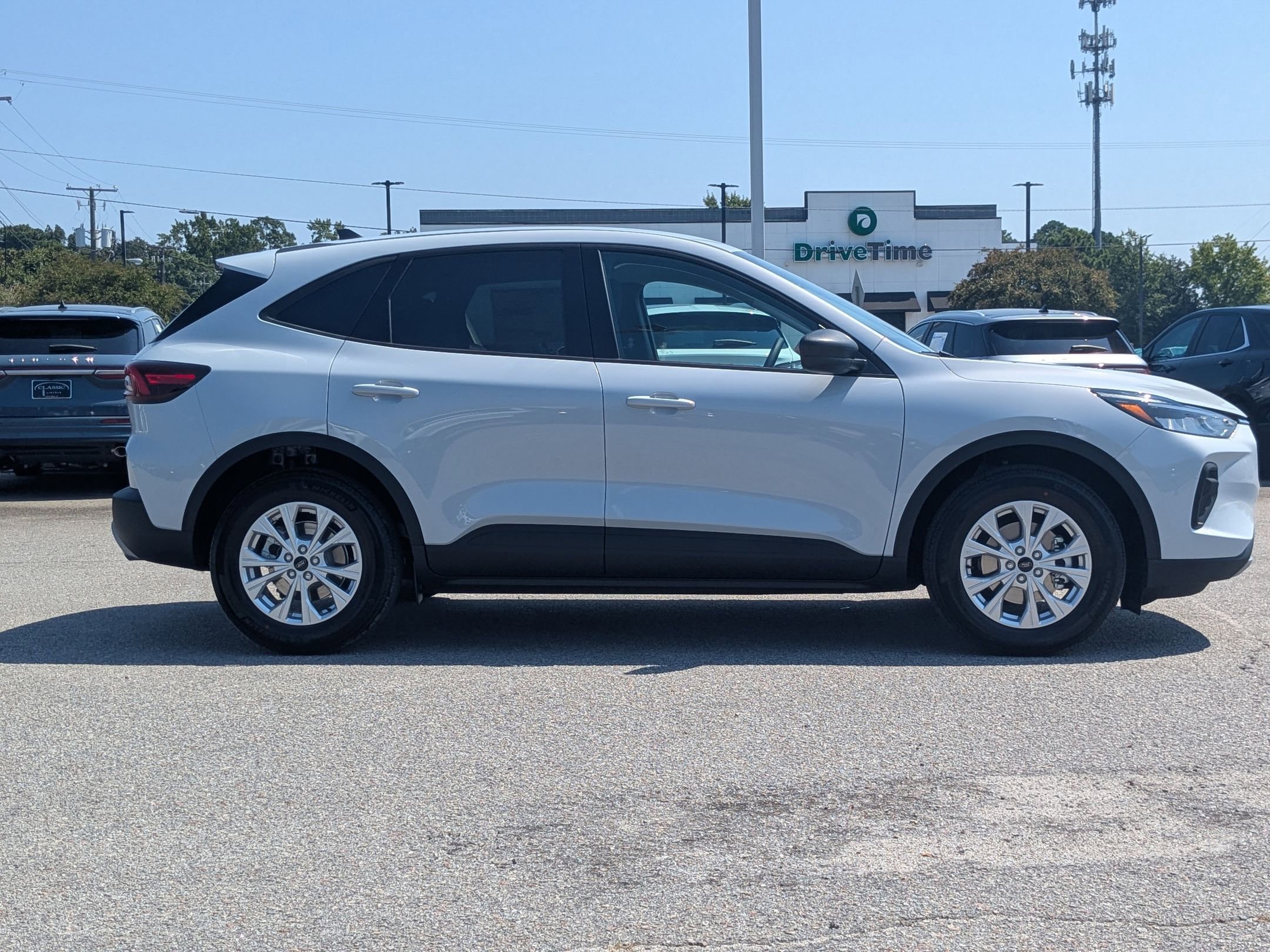 2025 Ford Escape Active photo 3