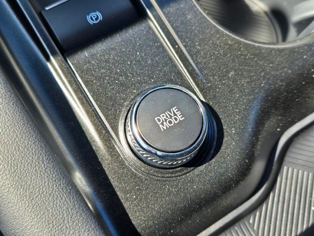 2025 Ford Explorer ST photo 29