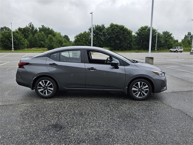 2025 Nissan Versa 1.6 S photo 10