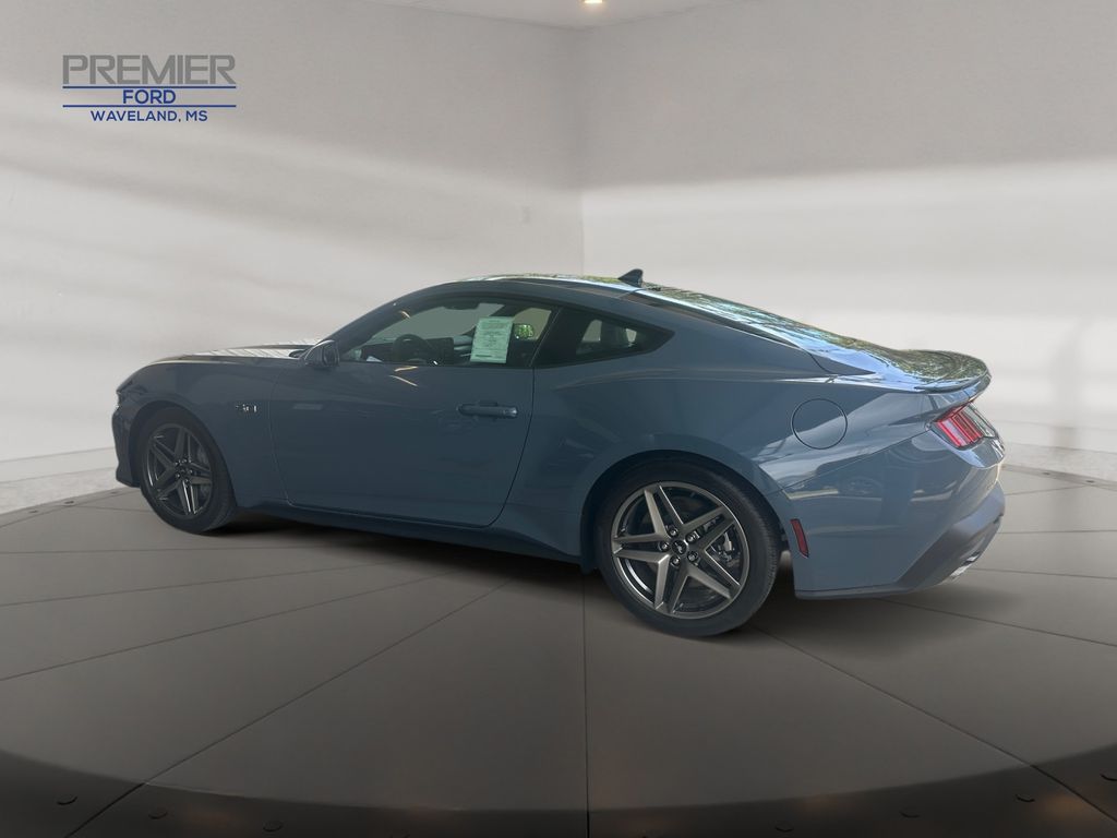 2025 Ford Mustang GT Premium photo 3