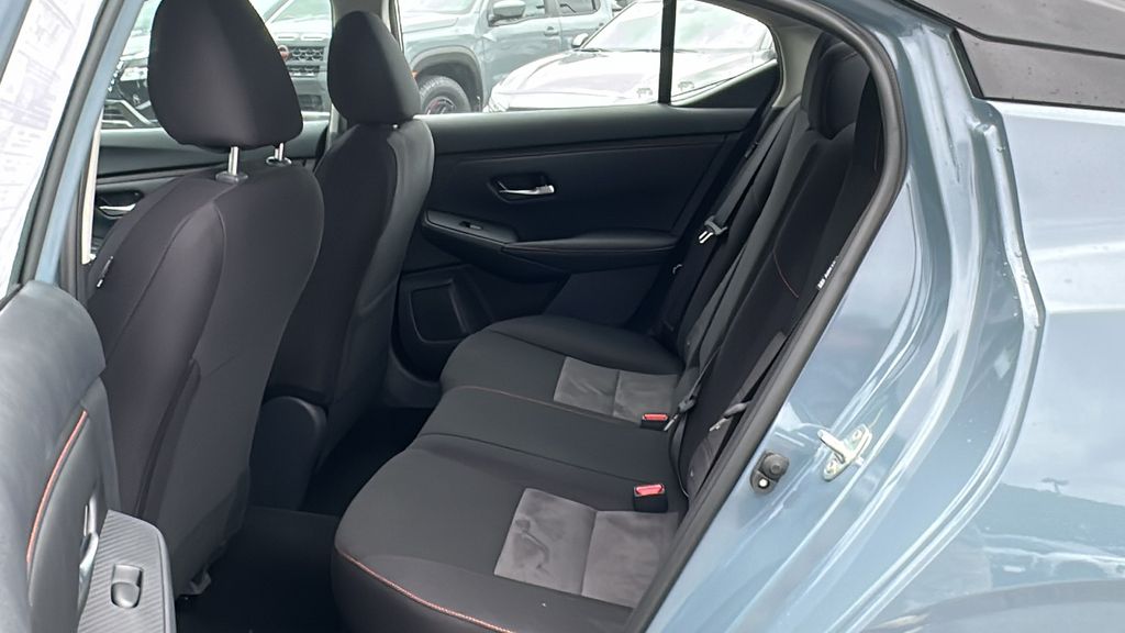 2025 Nissan Sentra SR photo 22