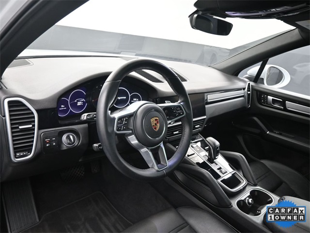 2023 Porsche Cayenne Base photo 17