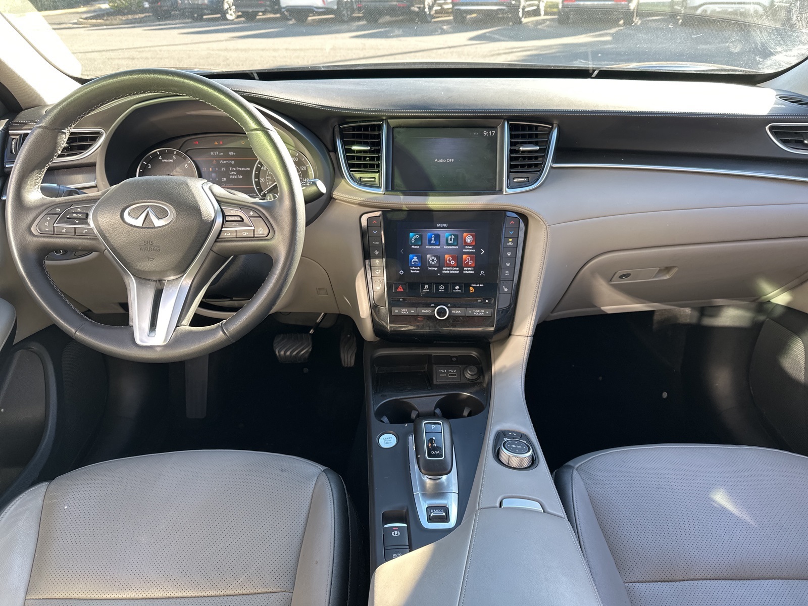 2023 Infiniti QX50 Luxe photo 3