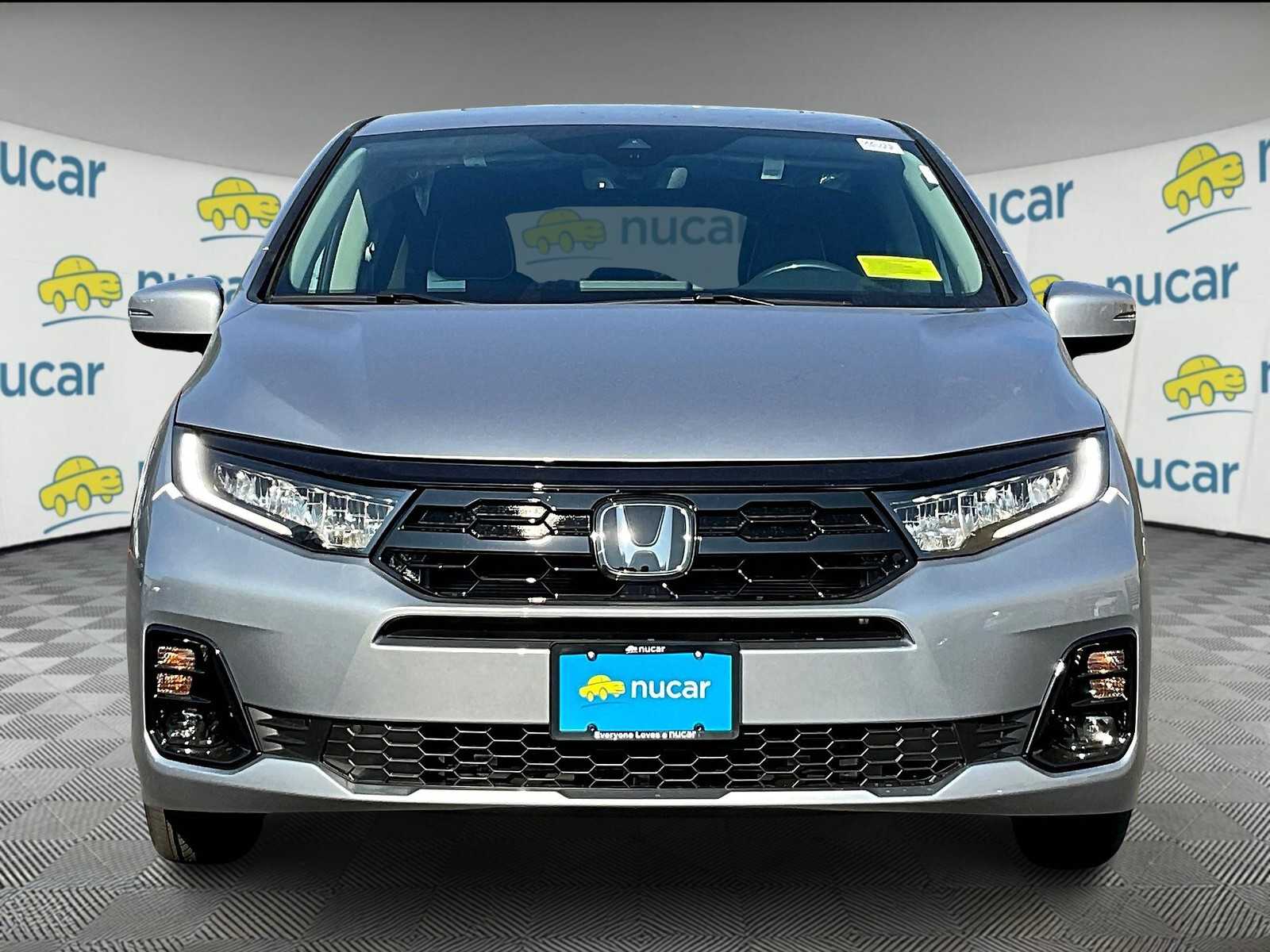2026 Honda Odyssey Elite photo 2