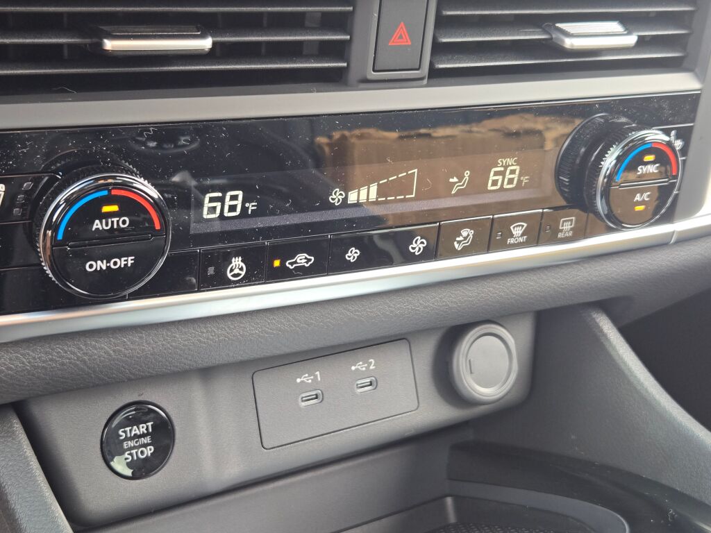 2026 Nissan Rogue SV photo 21