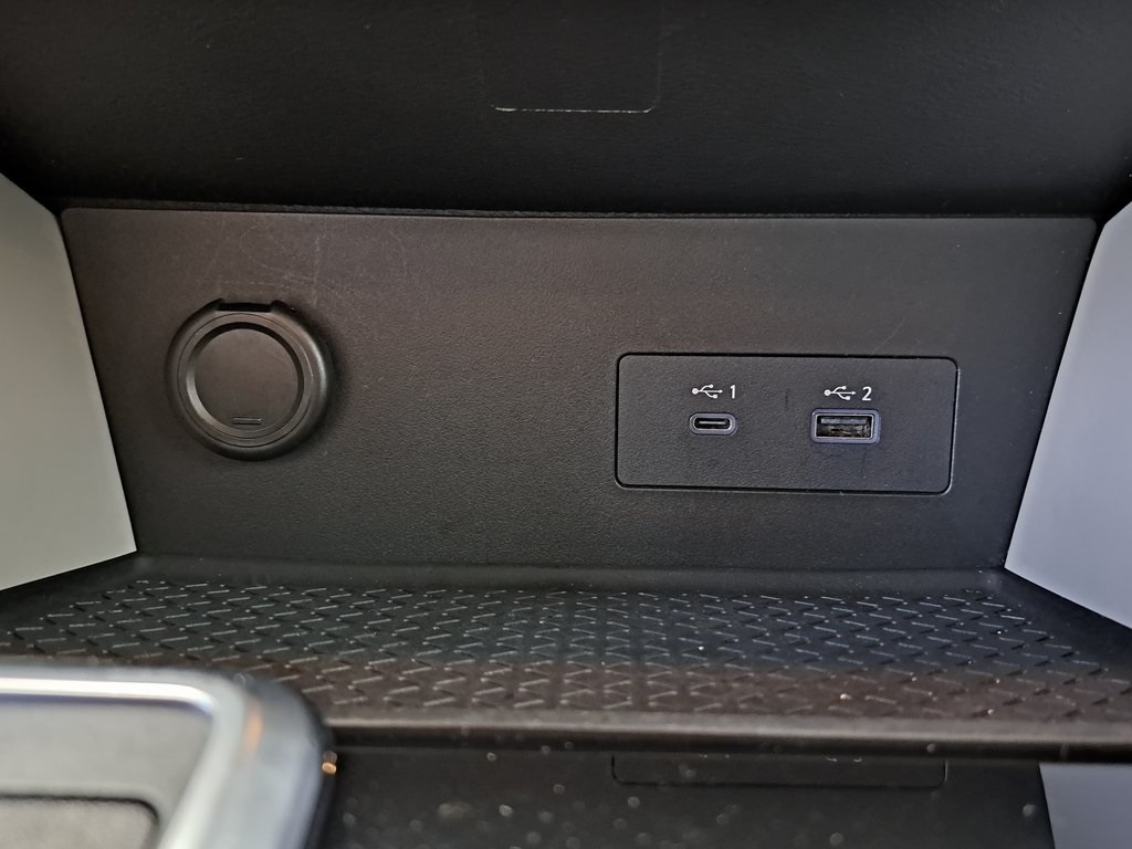 2022 Nissan Pathfinder SV photo 15