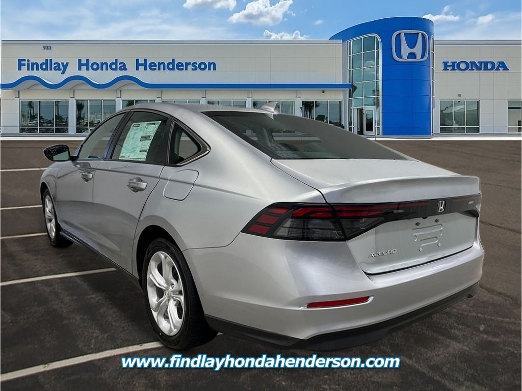 2025 Honda Accord LX photo 3