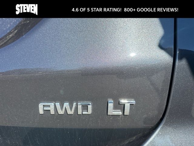 2022 Chevrolet Equinox LT photo 2