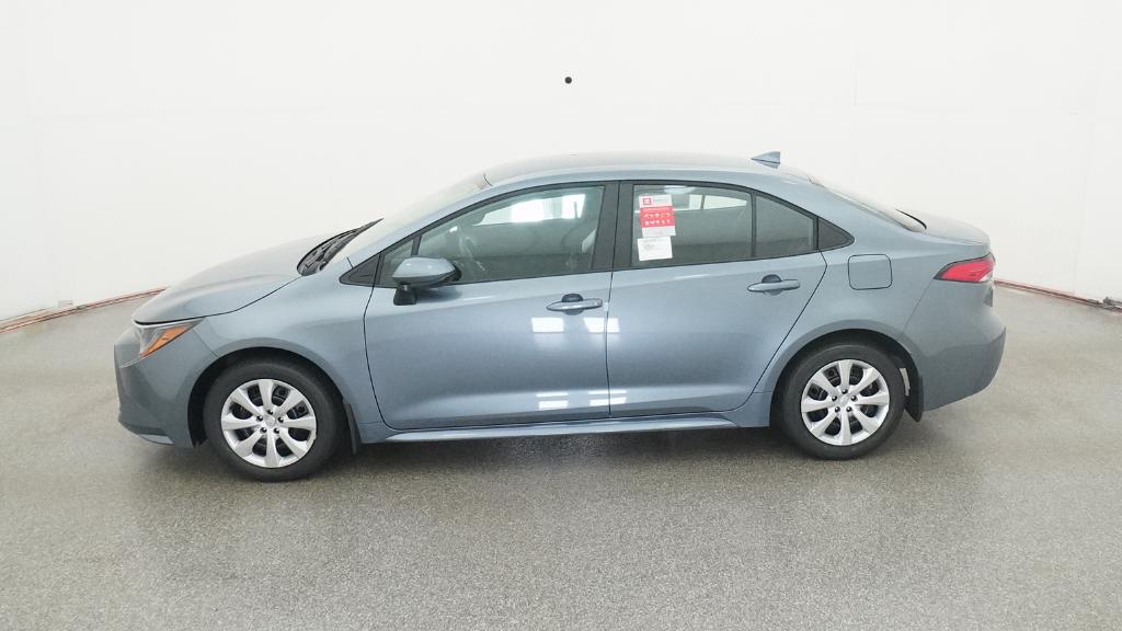 2026 Toyota Corolla LE photo 9