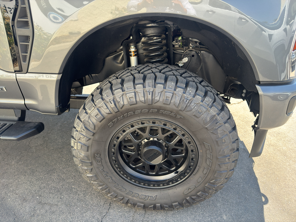 2024 Ford F-250 Lariat photo 4