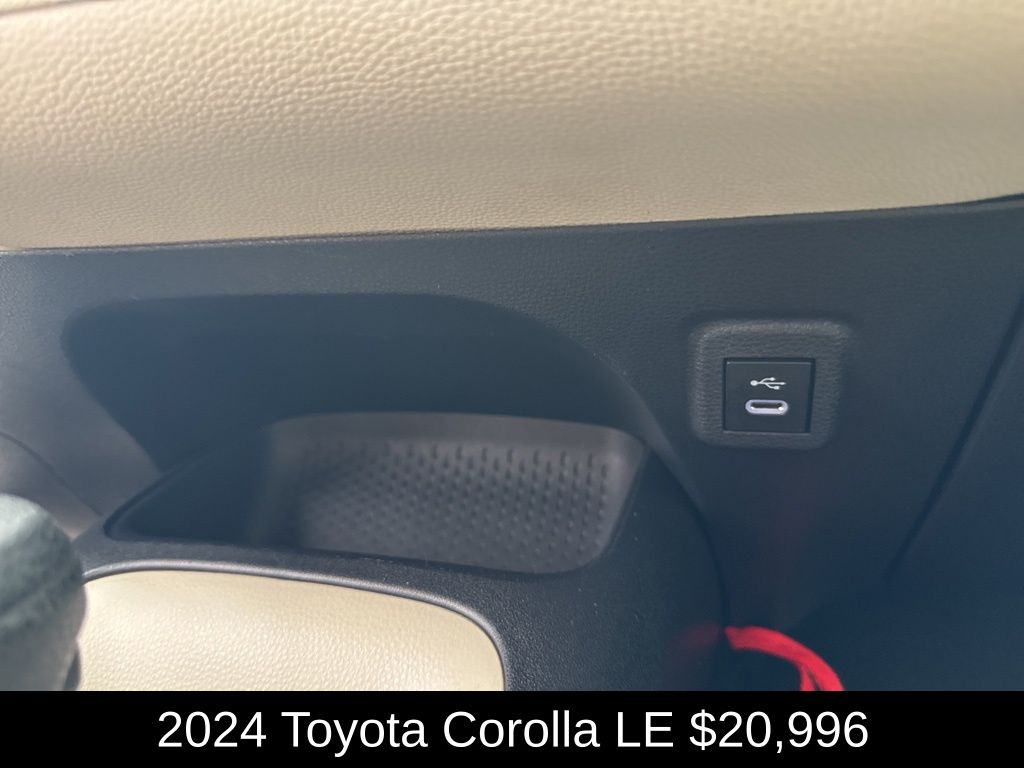 2024 Toyota Corolla LE photo 24