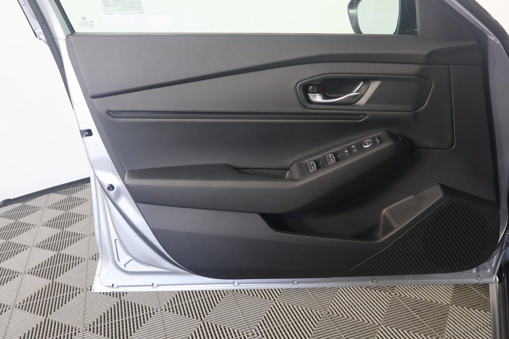 2025 Honda Accord SE photo 7