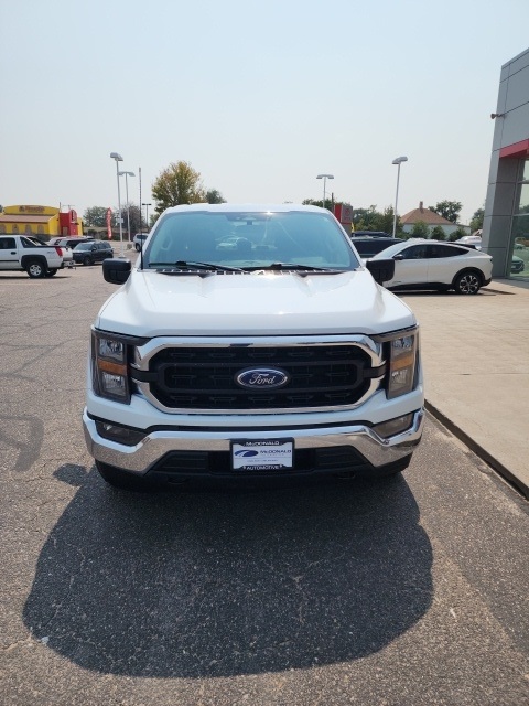 2023 Ford F-150 XLT photo 8