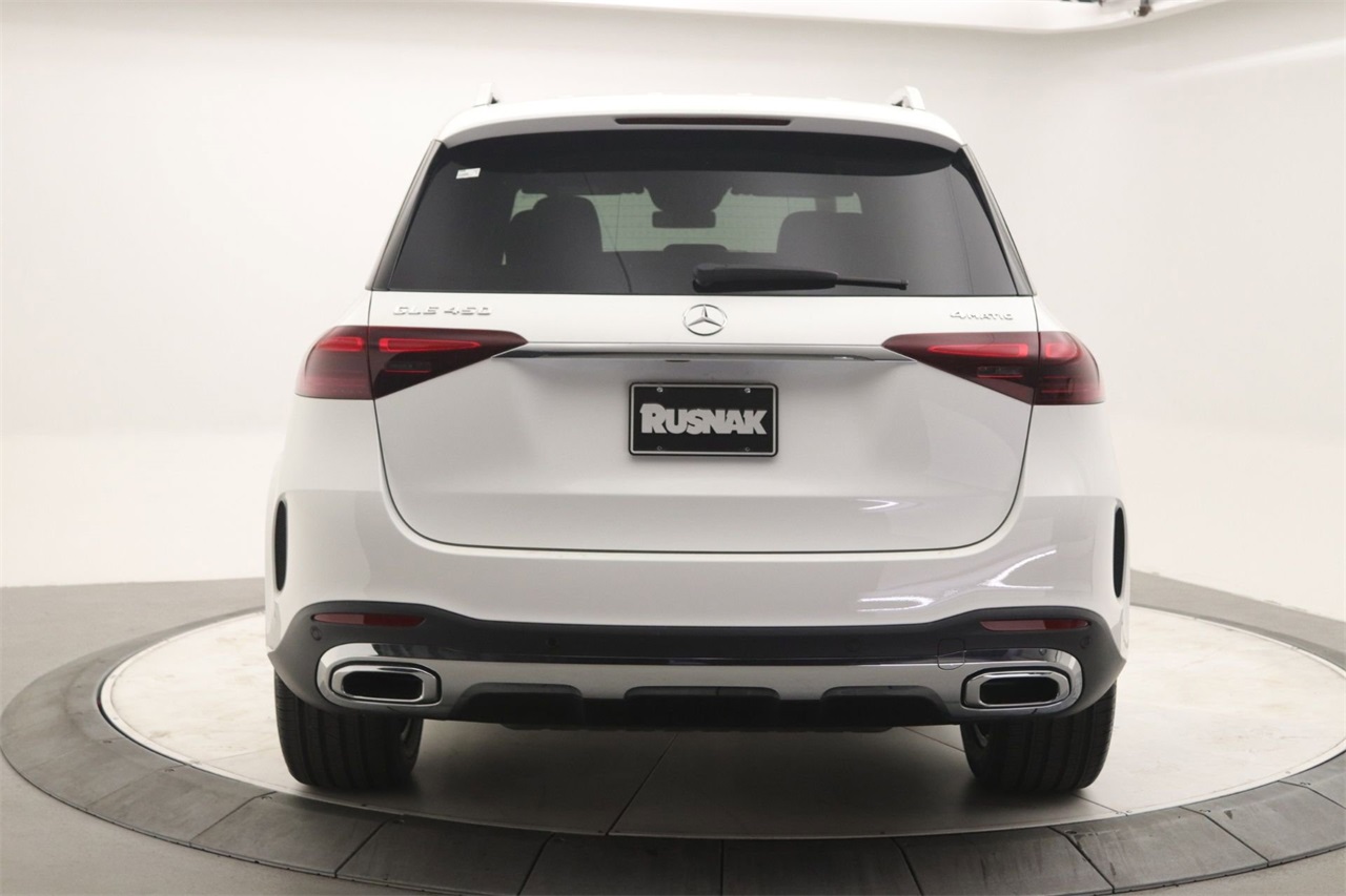 2026 Mercedes Benz GLE 450 4MATIC photo 3