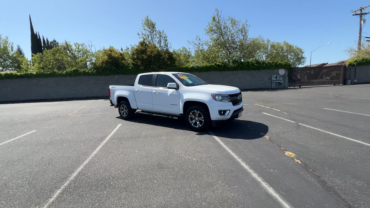 2020 Chevrolet Colorado Z71 photo 2
