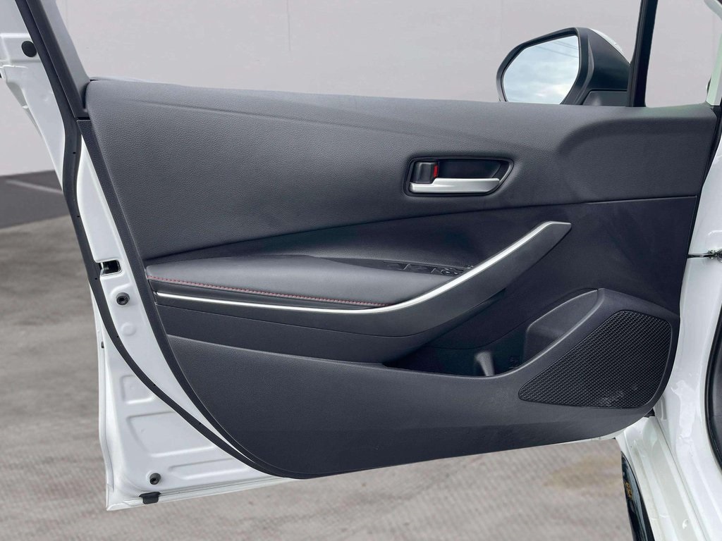 2024 Toyota Corolla Hybrid SE photo 17