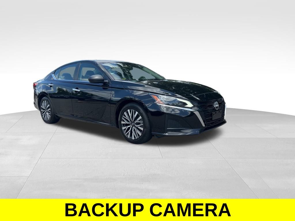 2024 Nissan Altima 2.5 SV photo 8