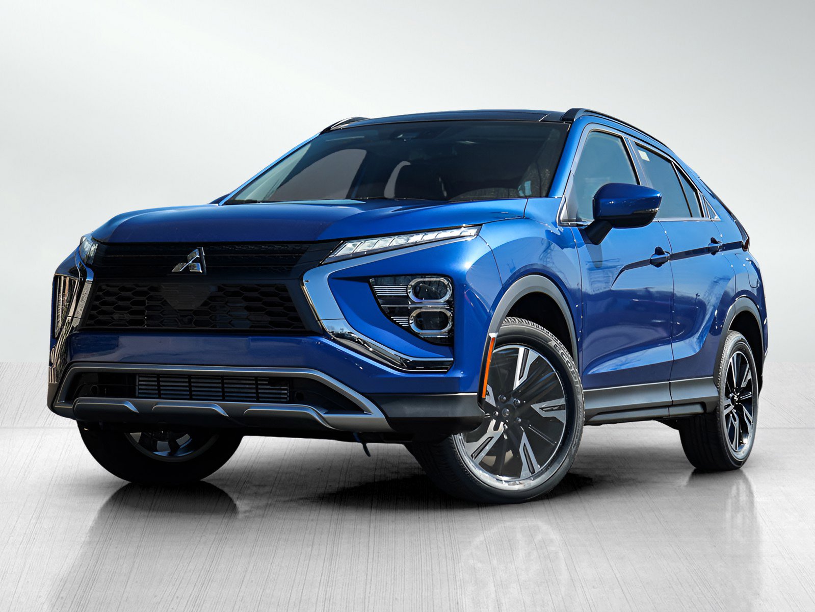 2025 Mitsubishi Eclipse Cross SE's photo