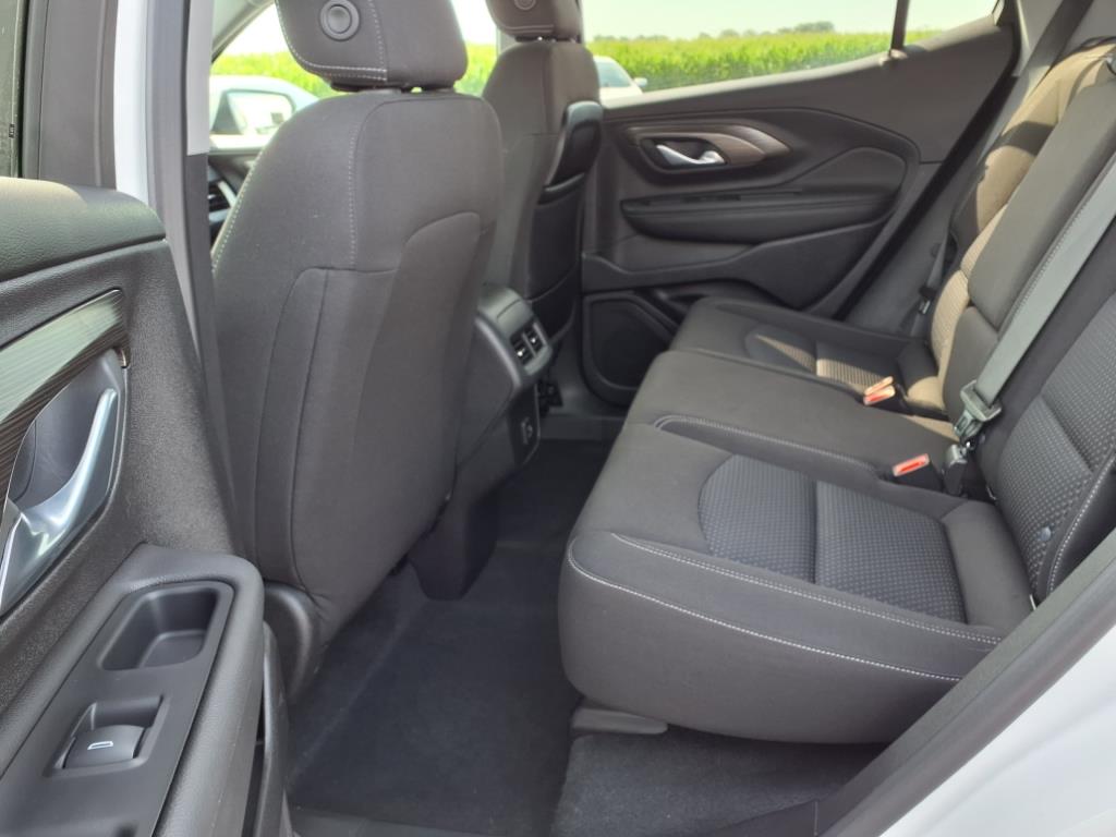 2023 Gmc Terrain SLE photo 4