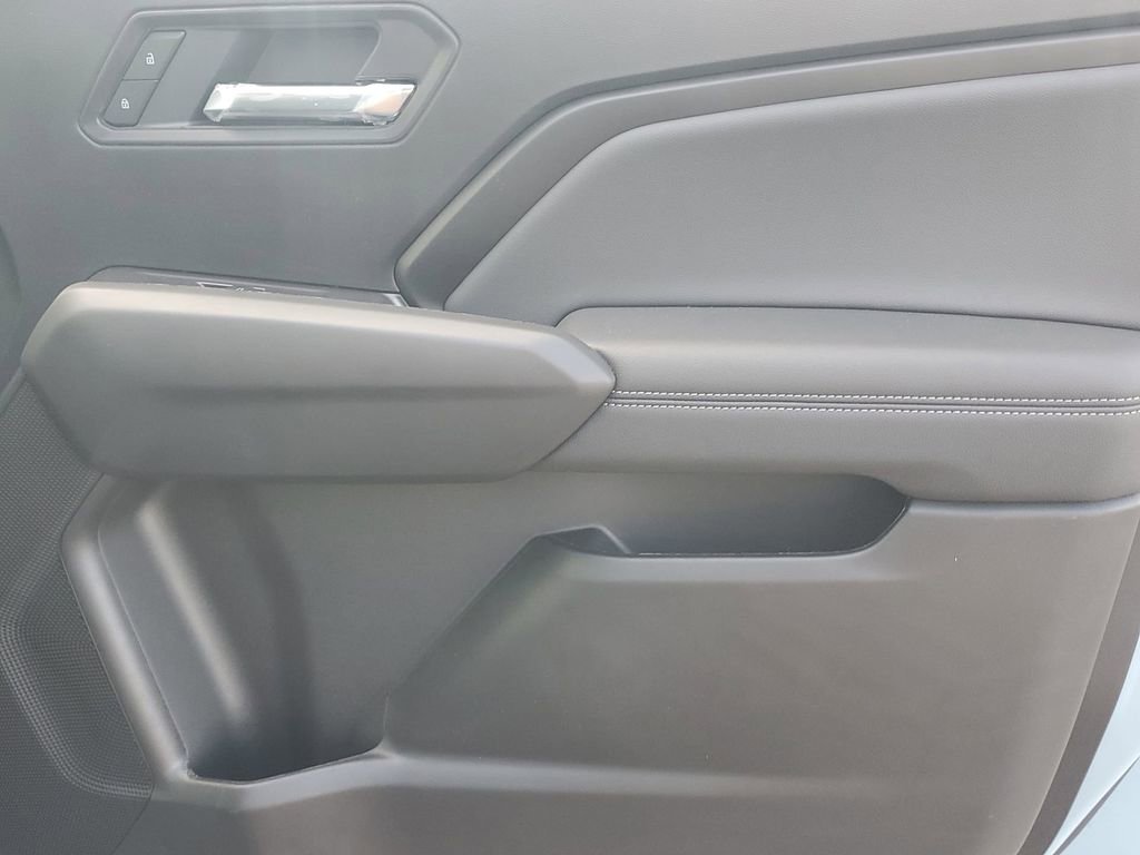 2025 Chevrolet Colorado Work Truck LT photo 40