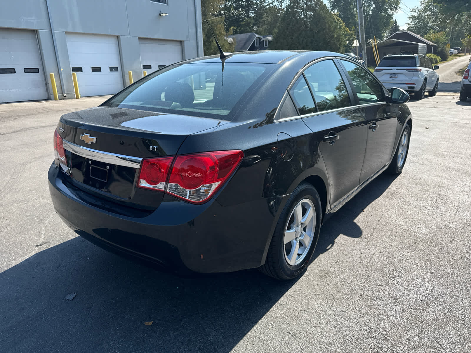 2012 Chevrolet Cruze photo 2