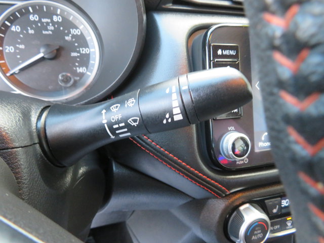 2024 Nissan Versa SR photo 29