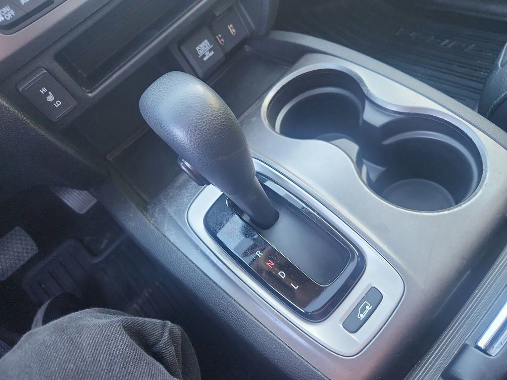 2018 Honda Pilot EX-L photo 16