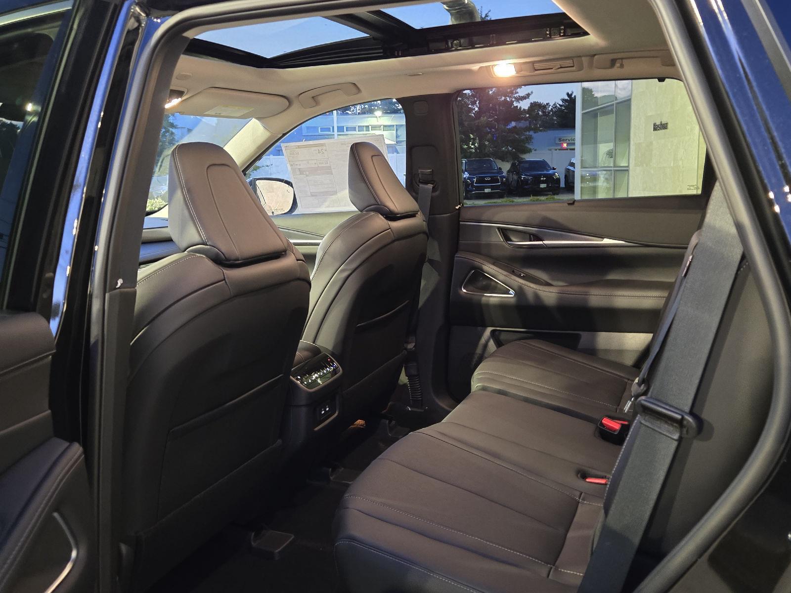 2026 Infiniti QX60 Luxe AWD photo 21