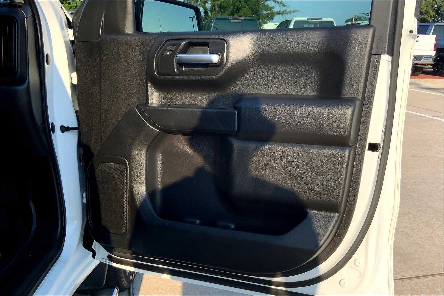 2021 Chevrolet Silverado 1500 Custom photo 21