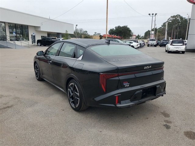 2025 Kia K4 GT-Line photo 4