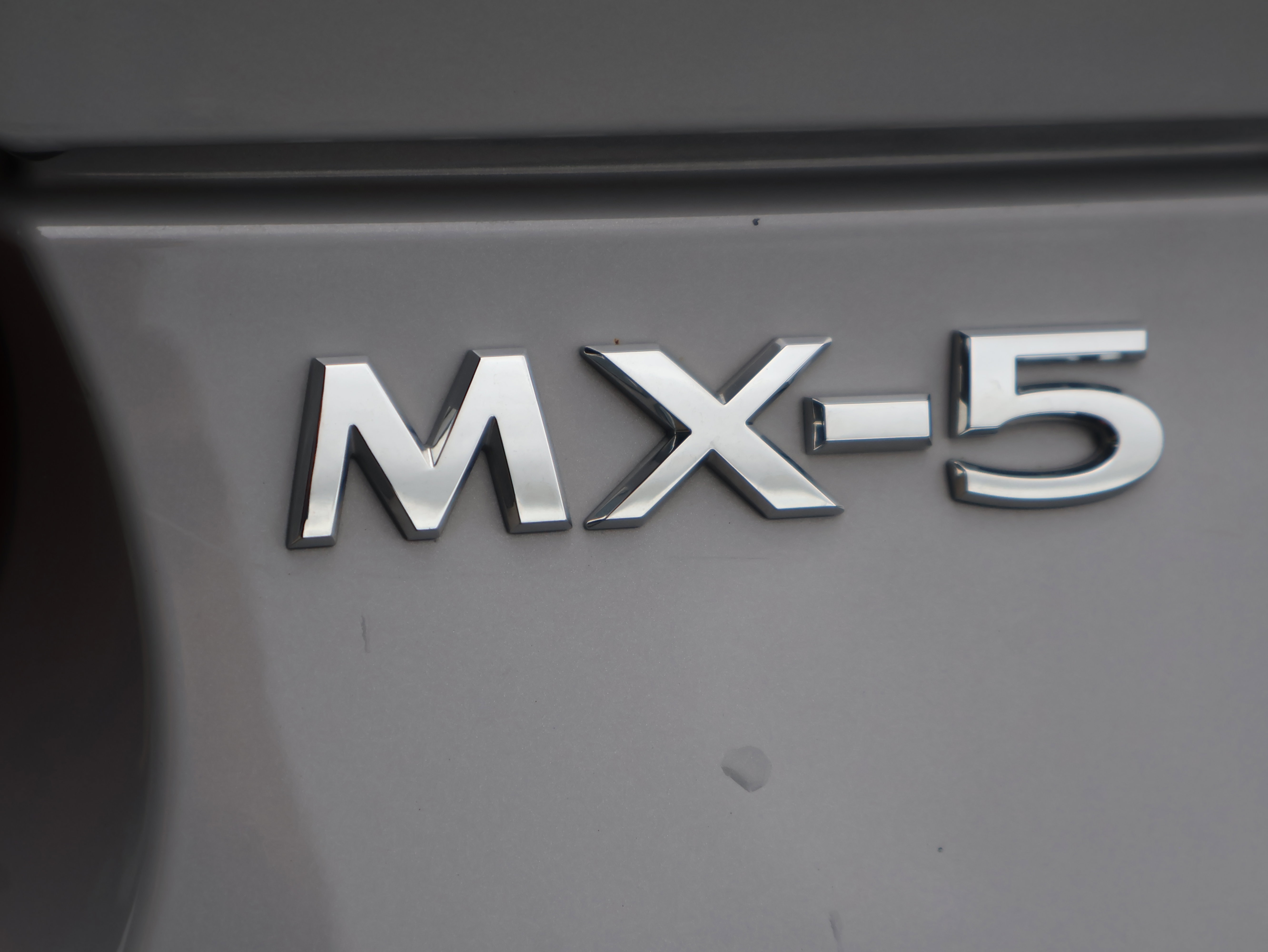 2024 Mazda MX-5 Miata Miata RF Grand Touring photo 11