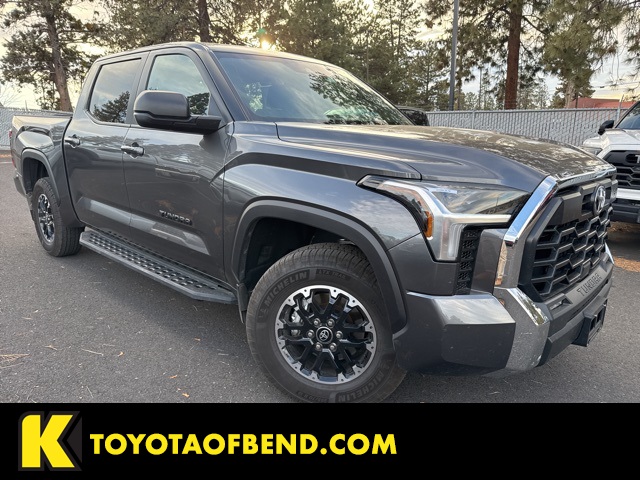 2025 Toyota Tundra SR5's photo