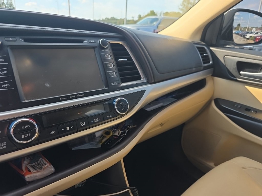 2018 Toyota Highlander XLE photo 4