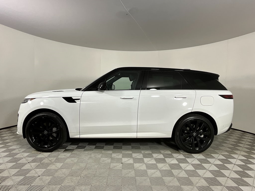 2025 Land Rover Range Rover Sport SE photo 2