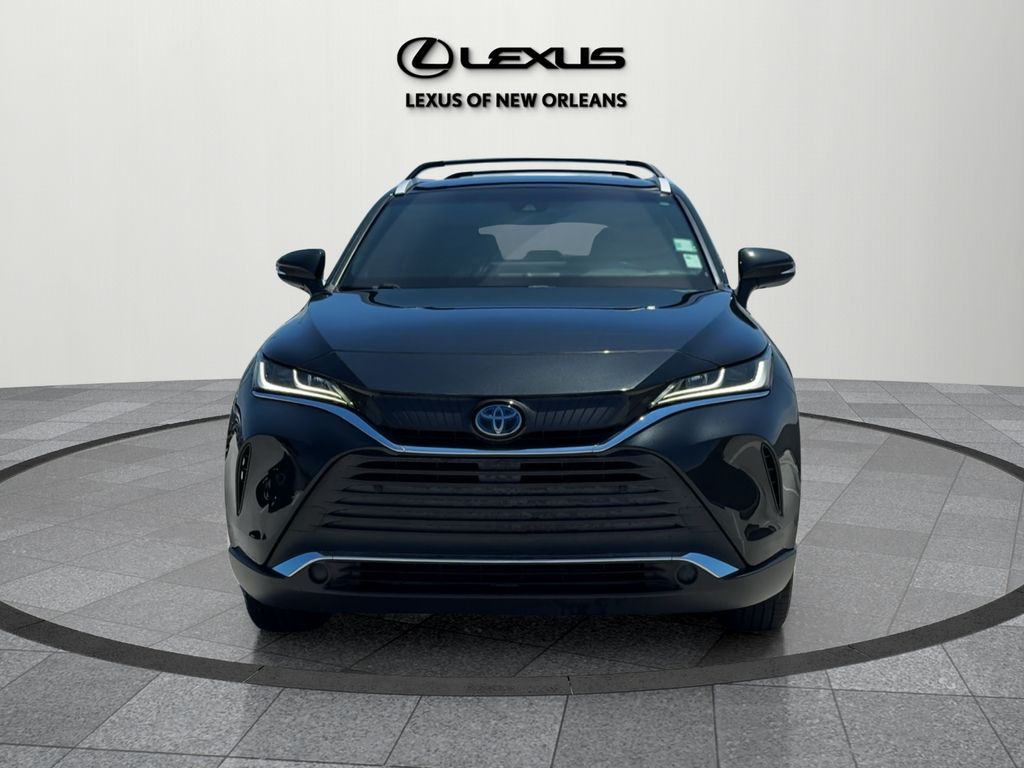 2021 Toyota Venza XLE photo 2