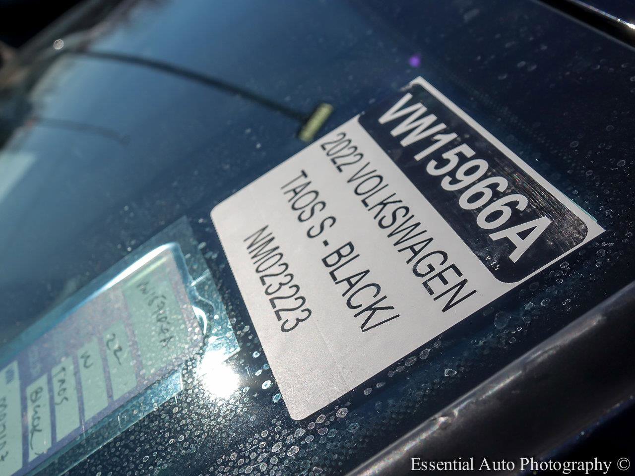 2022 VOLKSWAGEN TAOS - Image 24