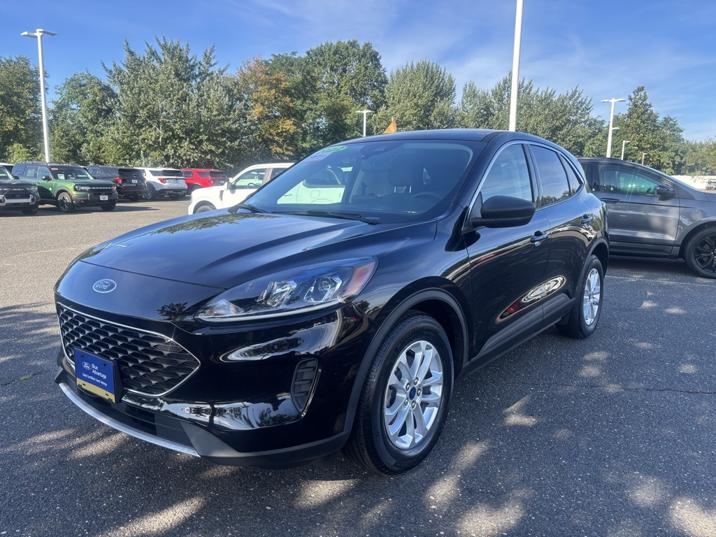 2022 Ford Escape SE photo 4