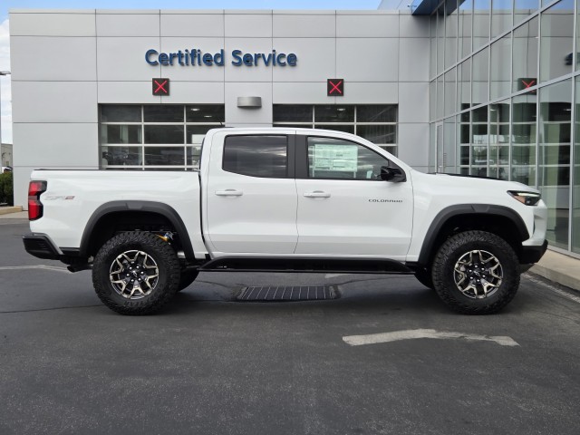 2025 Chevrolet Colorado ZR2 photo 4