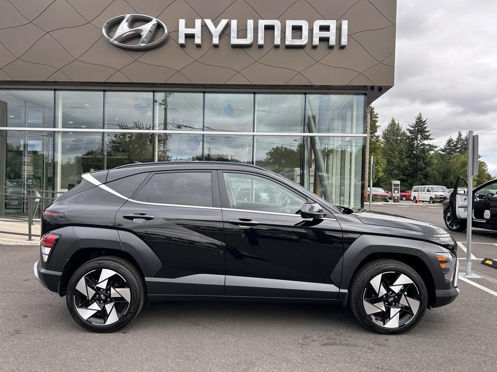 2026 Hyundai Kona Limited photo 5
